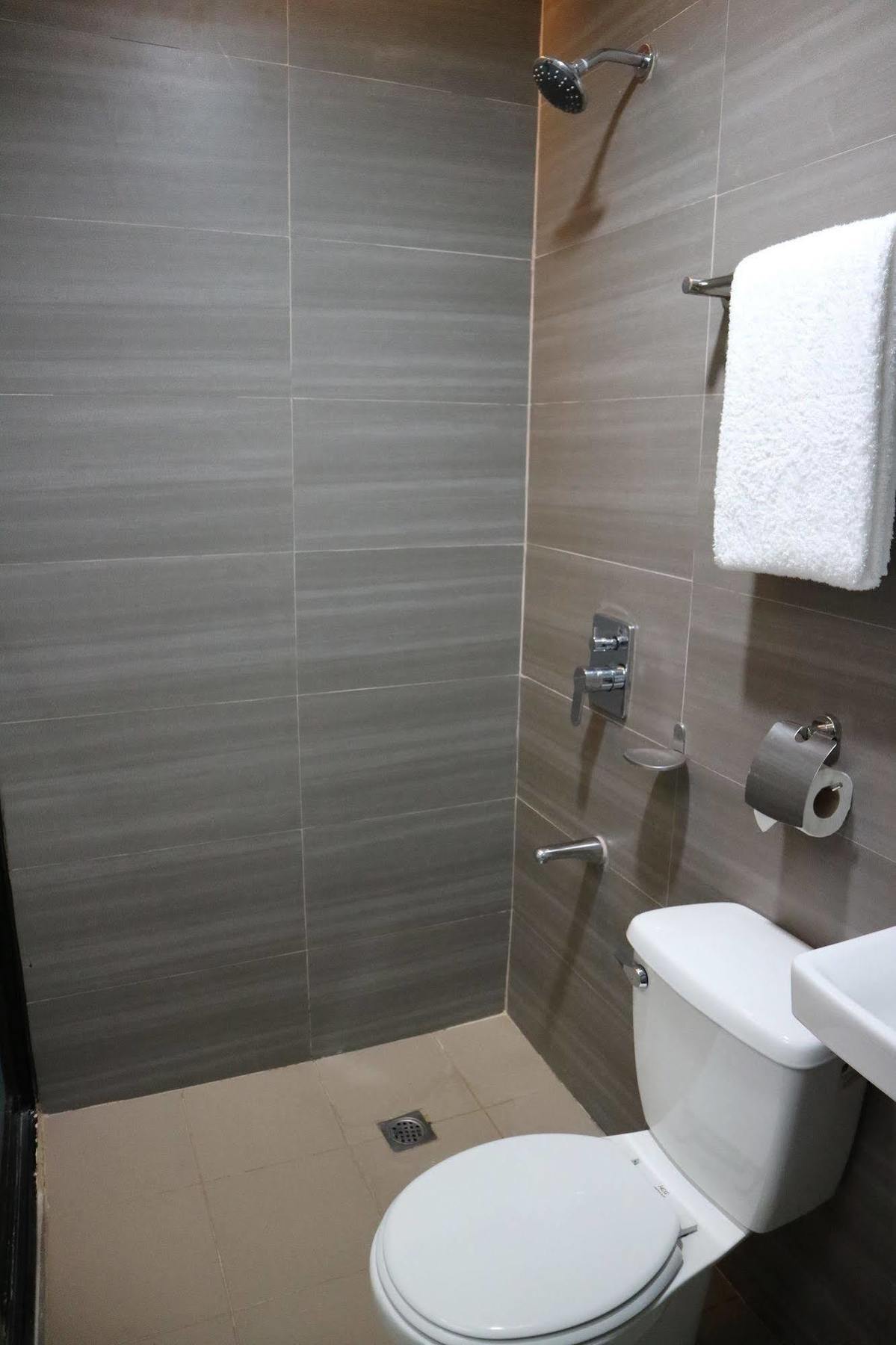 Reddoorz Near Trade School Gensan Hotell General Santos City Eksteriør bilde